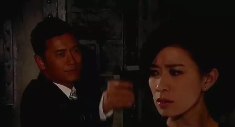 电视剧《使徒行者》卓sir是卧底警察么？