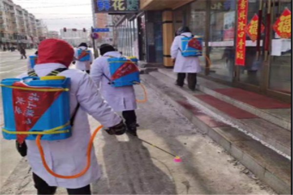 山东三名男子被困在隔离小区后当起了志愿者，志愿者的工作有哪些？