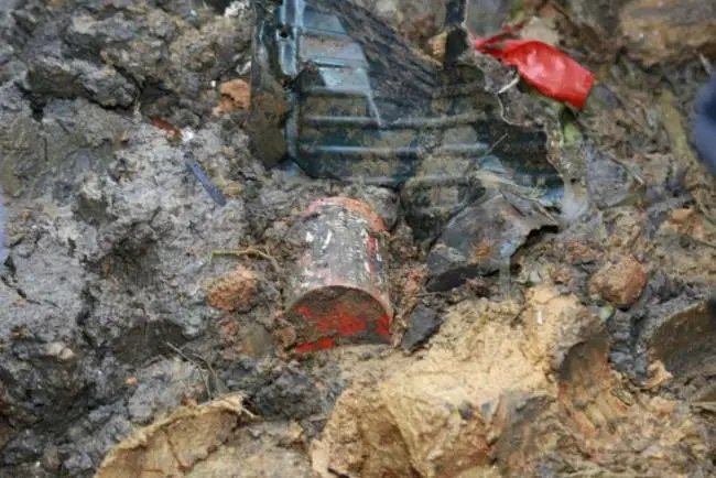 东航搜救现场拉网式搜寻第二个黑匣子,还未找到的这个黑匣子有多重要?