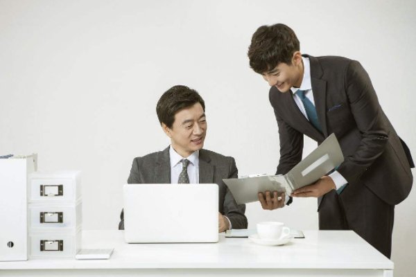 服从领导安排的话怎么表达呢?