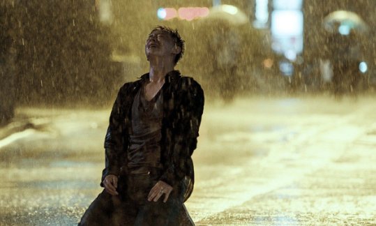 会有人因为感受到痛苦而更加爱一个人吗？