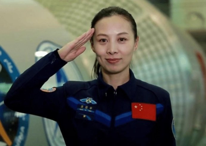 航天员王亚平老家沸腾了，家乡的人为何以她为骄傲？