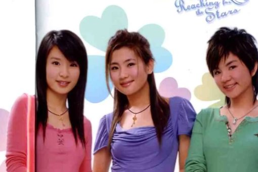 拉上耳朵提高警觉什么歌