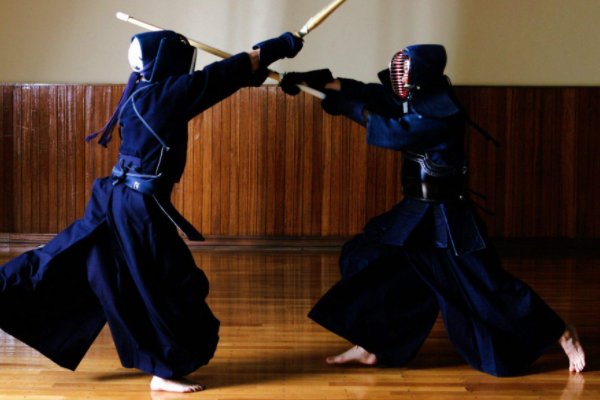 在剑道里，“残心”究竟是什么意思？