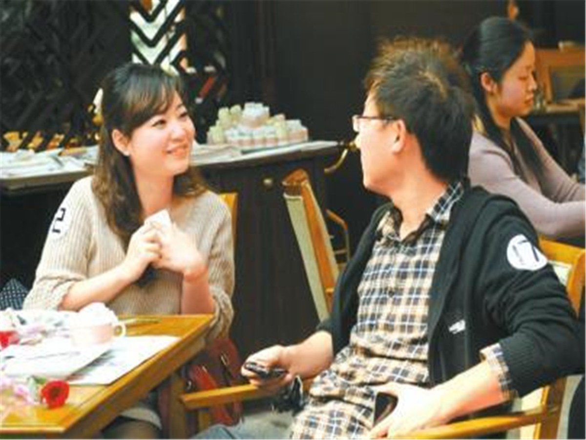 男人深爱一个女人的时候，会有哪些疯狂的举动？