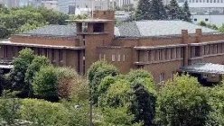 日本内阁官房长官感染新冠，曾与岸田文雄会面，岸田文雄目前情况如何？