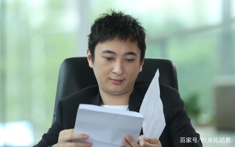 22岁网红骂王思聪“我是你爹”，网友笑出猪叫，如今她怎么样了？