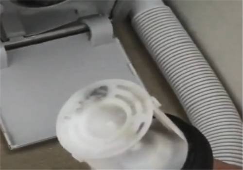 小天鹅洗衣机过滤器在哪怎么拆？