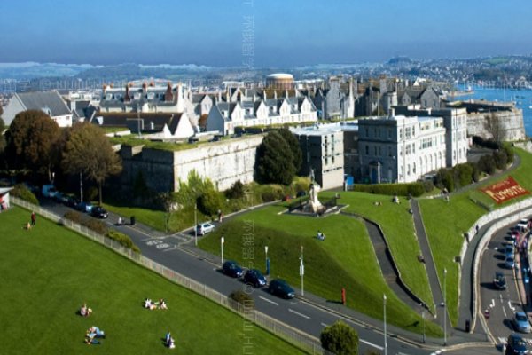 普利茅斯大学qs排名