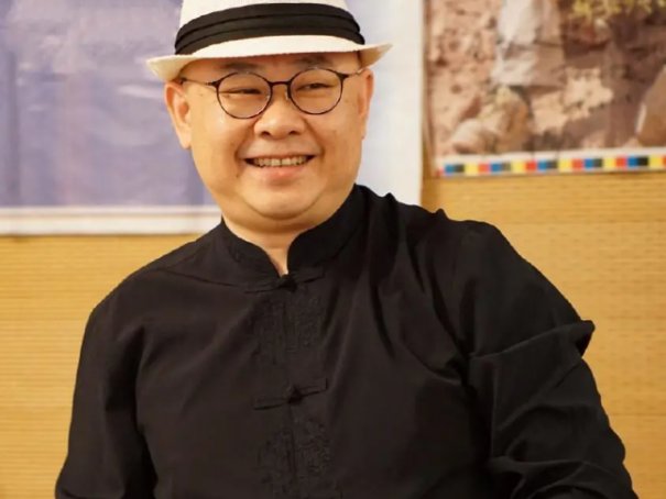 罗刹海市作词作曲