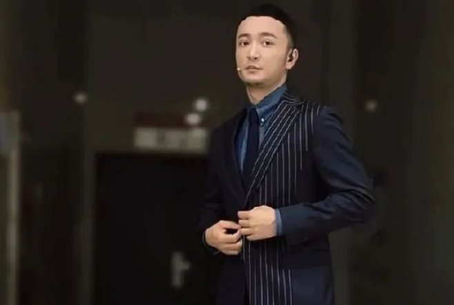 尼格买提发文被指内涵易烊千玺，从中你读出了哪些信息？