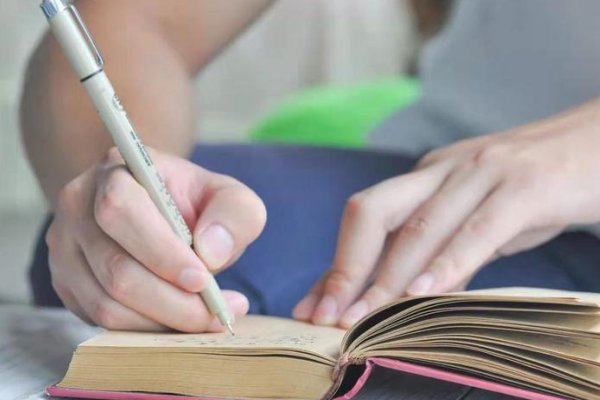 风吹起稻浪的优美短句