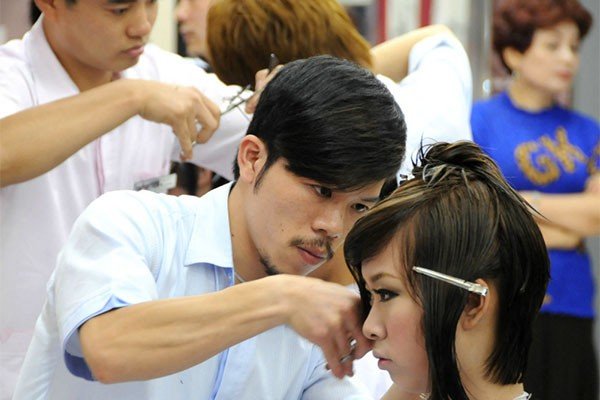 广州美发培训学校排名和学费