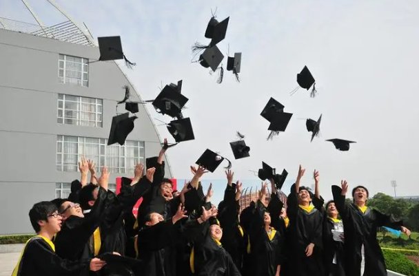 浙江高考第二批次录取时间