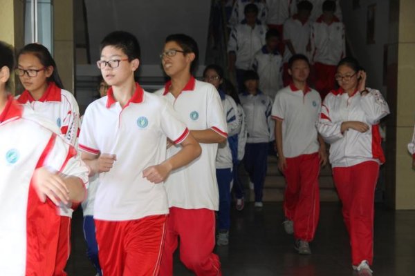 首都师范大学附属云岗中学