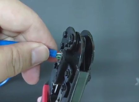 八芯网线如何做头,有哪几根线有用,如何连接?最好有图说明,谢谢!