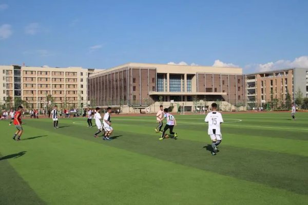 曲靖一中怎么样？