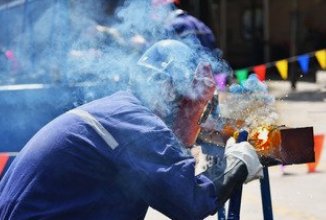 山东金矿遇难矿工妻子发声，她说了什么？遇难矿工家人今后如何生活？