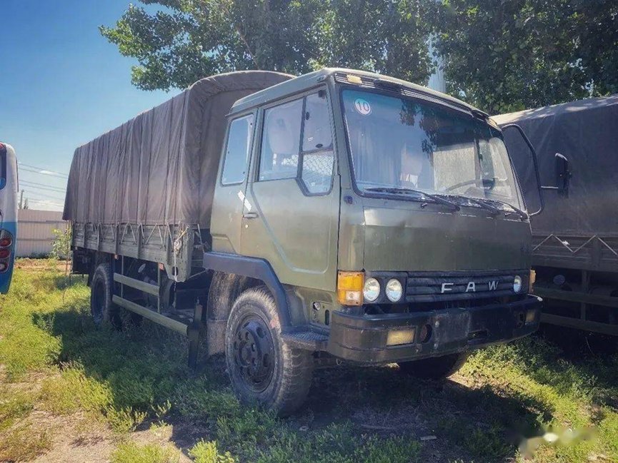 解放1121运输车油箱参数