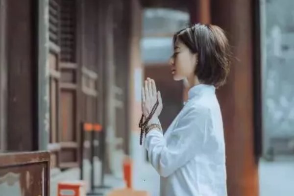 境由心生是什么意思？