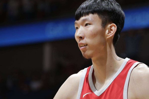 妻子称周琦躲房间不敢出门见人，你认为周琦值得同情吗？