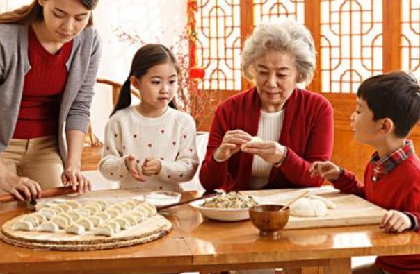 年夜饭露一手！炊事班长教学饺子的9种包法，最简单的是哪一种？
