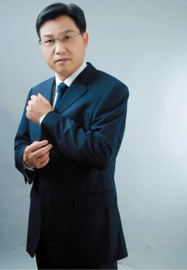 傅泽星的人物简介