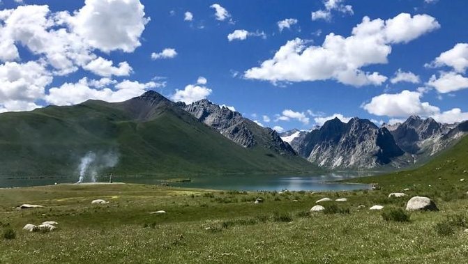 愿你在我看不到的地方安然无恙愿你的冬天不缺暖阳是什么歌