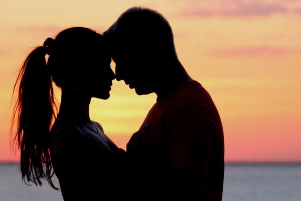 含有爱字的歌词有哪些?