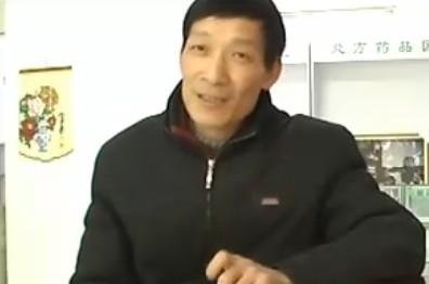 张正天的人物生平