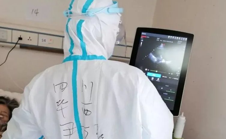 老年群体是防疫“躺平”最大受害者，老年人感染新冠为什么更易死亡？