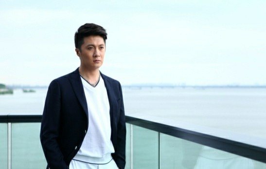 同事发生关系后，我该辞职吗？