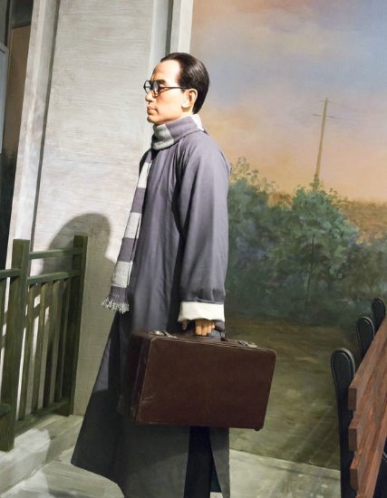 10个当代中国脊梁人物的事迹有哪些?