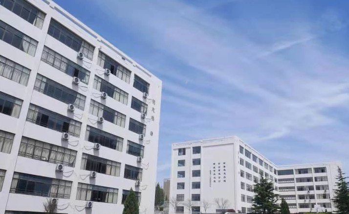 青岛恒星科技学院好不好？