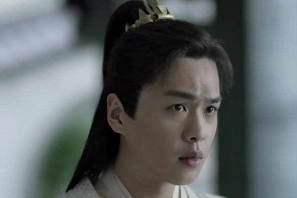 张若昀被粉丝送四斤重柿子花，粉丝到底有多别出心裁？