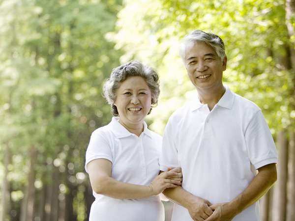 107岁老人每天做100个拉伸，这是长寿秘诀吗？