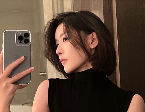 聂小雨黑色皮衣吃鸡一事的起因