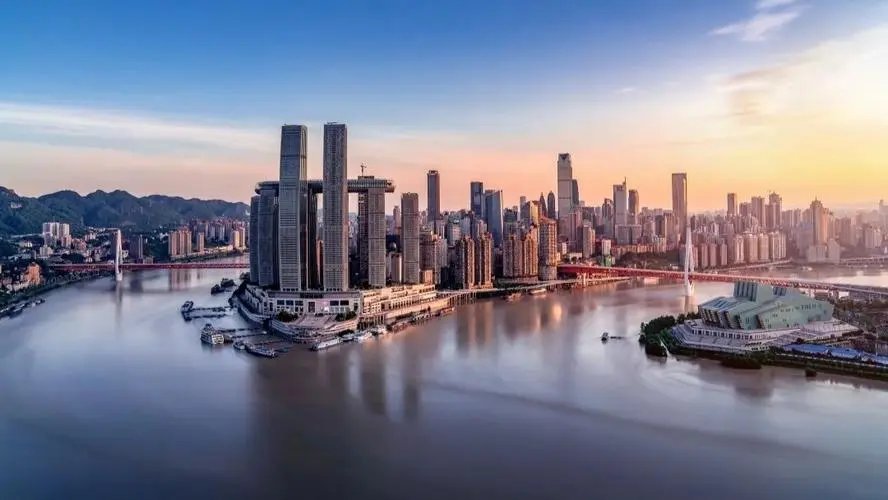 北京到重庆多少公里?