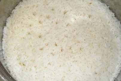 美的电饭煲FD402怎么热饭？