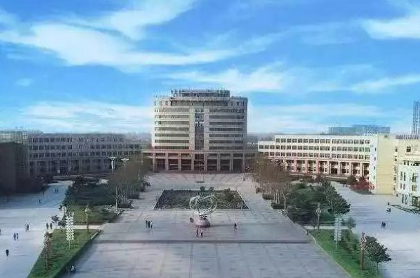 菏泽学院有专科吗