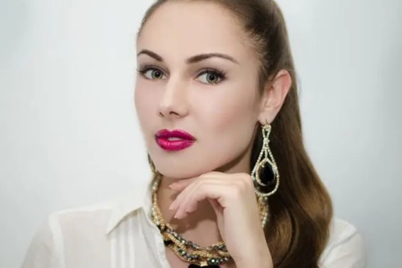 alisa的中文意思