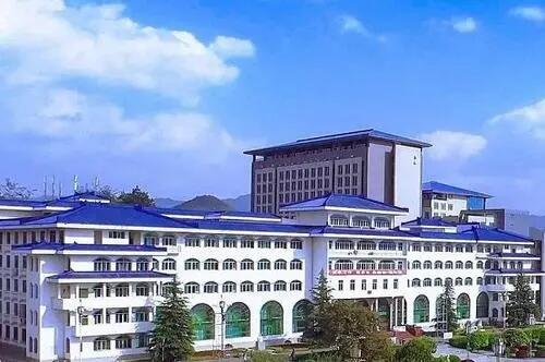 多媒体课件是什么意思？