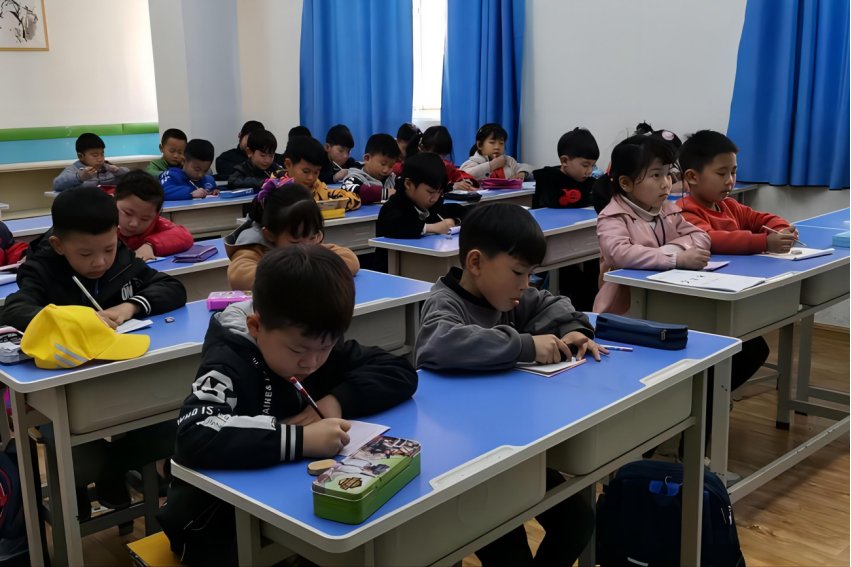 一年级家长加老师微信第一句话怎么说