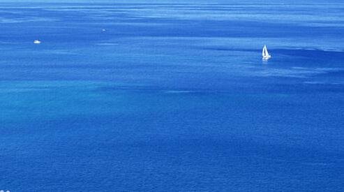 天蓝色和海蓝色有什么区别