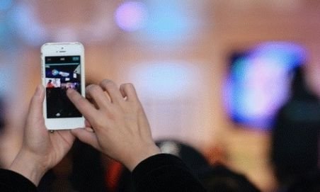 网红泽一锋回应“进解剖室摆拍”，对于他的回应网友有买账吗？