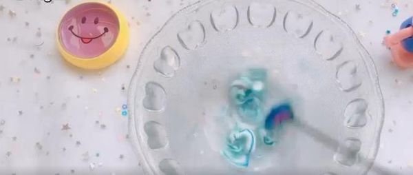 如何制作牙膏水晶泥？