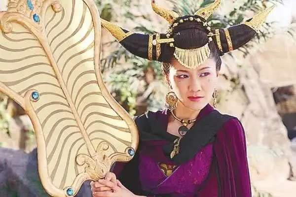 孙悟空钻铁扇公主肚子里，有可能钻在哪个部位？