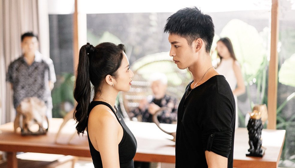 《他在逆光中告白》念初厉腾误会升级,阮念初和厉腾为何再次分手?