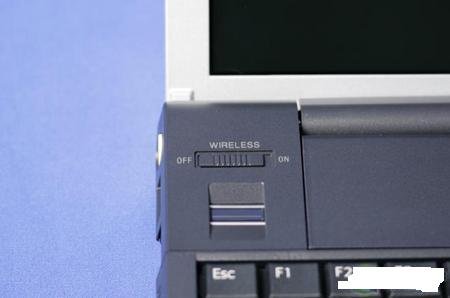 惠普笔记本无线开关在哪里？