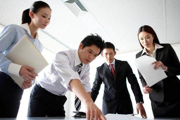 服从领导安排的话怎么表达呢？